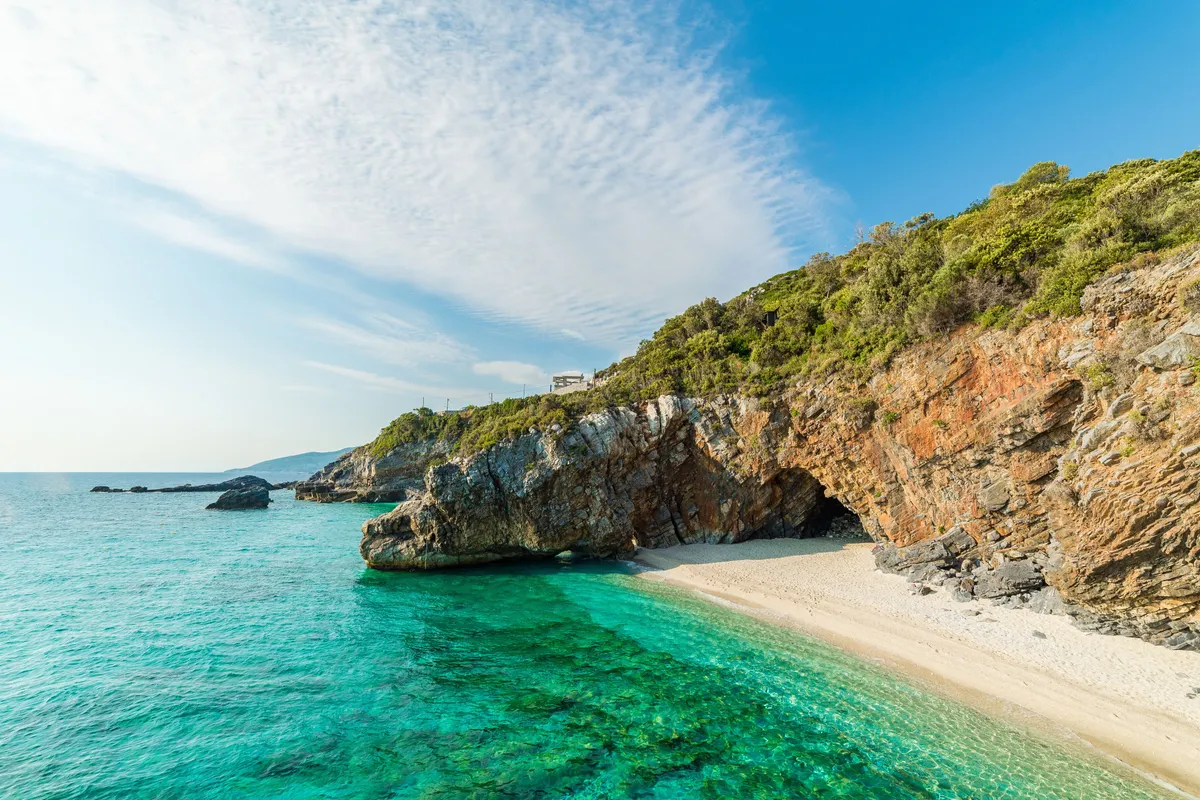 Varkotopos beach - Photo 2
