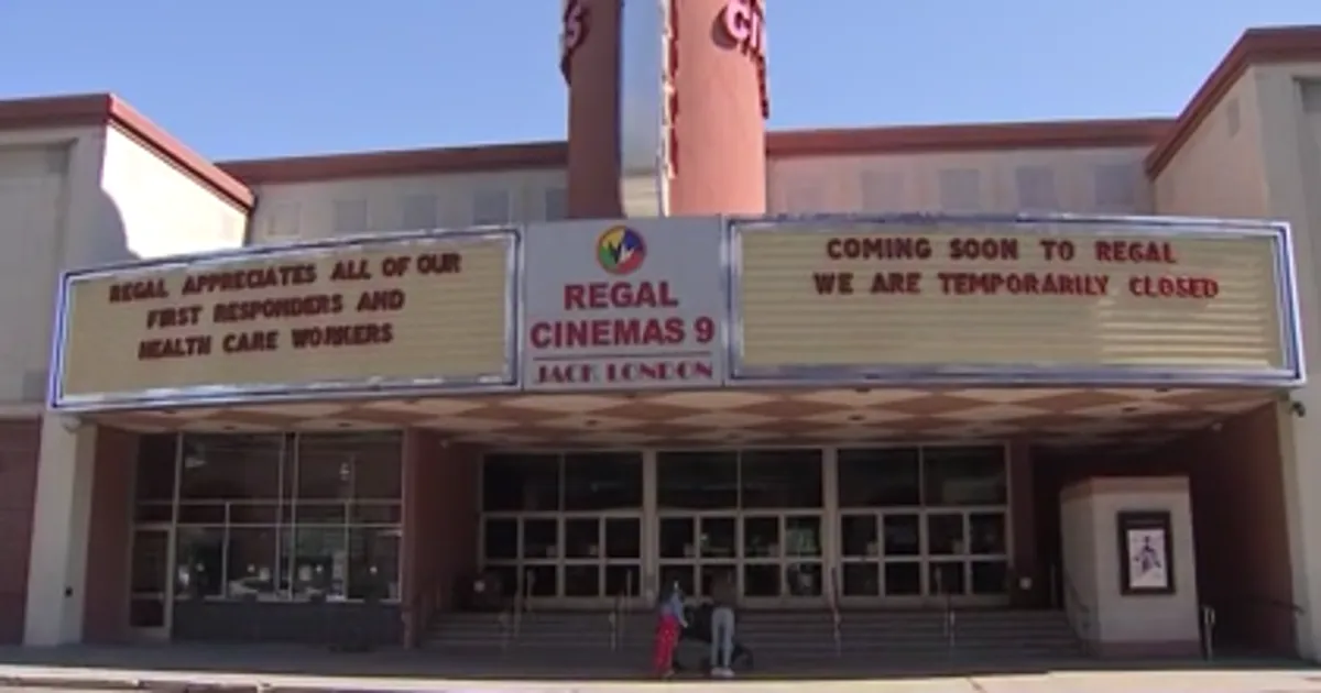 Regal Cinemas 9 Jack London Square - Photo 4