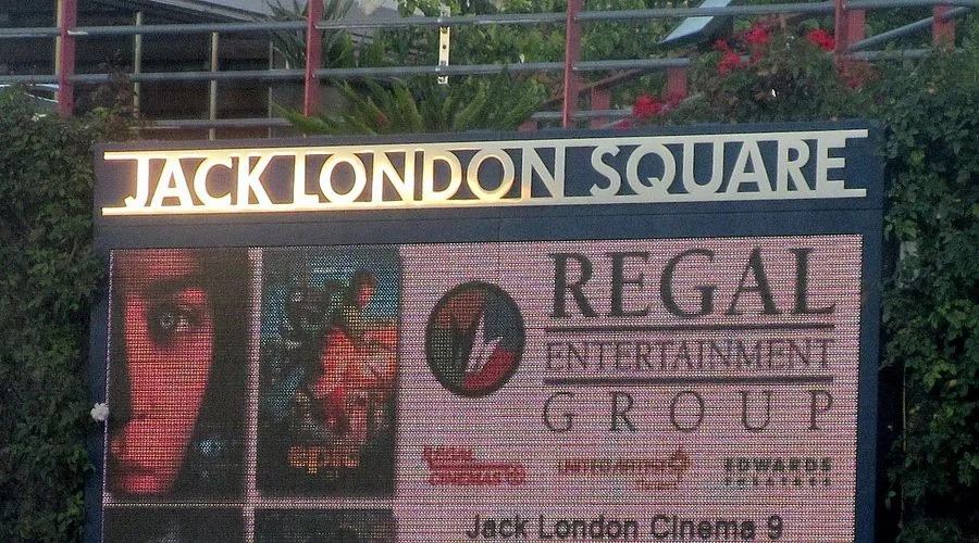 Regal Cinemas 9 Jack London Square - Photo 3