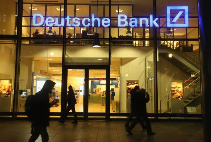 Deutsche Bank - Photo 5