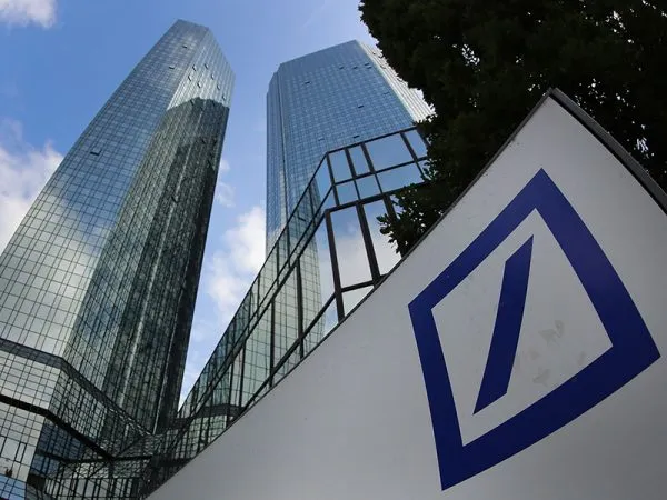 Deutsche Bank - Photo 2