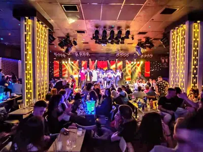 Astra Live - Photo 2