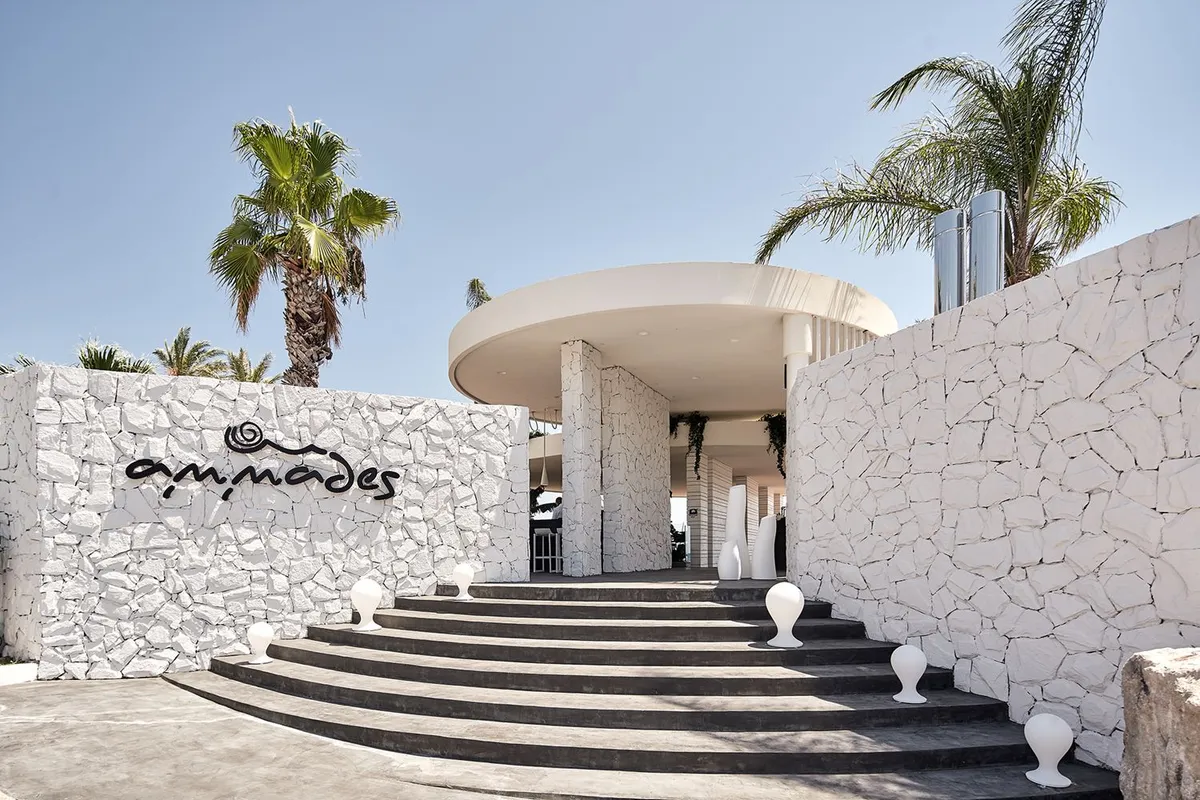 Ammades Seaside Restaurant & Bar - Photo 2