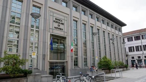 Banca Popolare di Novara - Photo 2