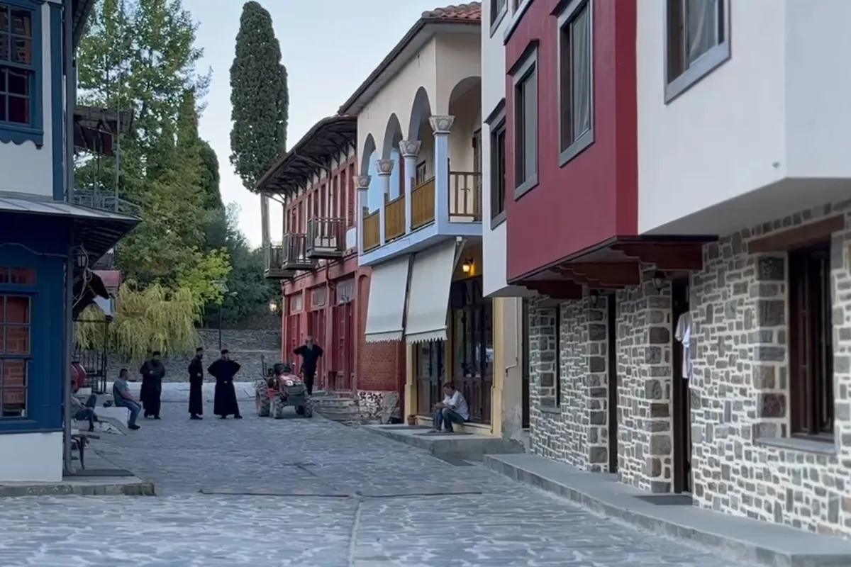Kadianakis - Photo 2