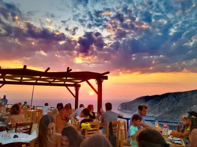 Sunset Taverna - Photo 5