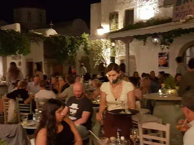 Stoa Theo's Bar - Photo 3
