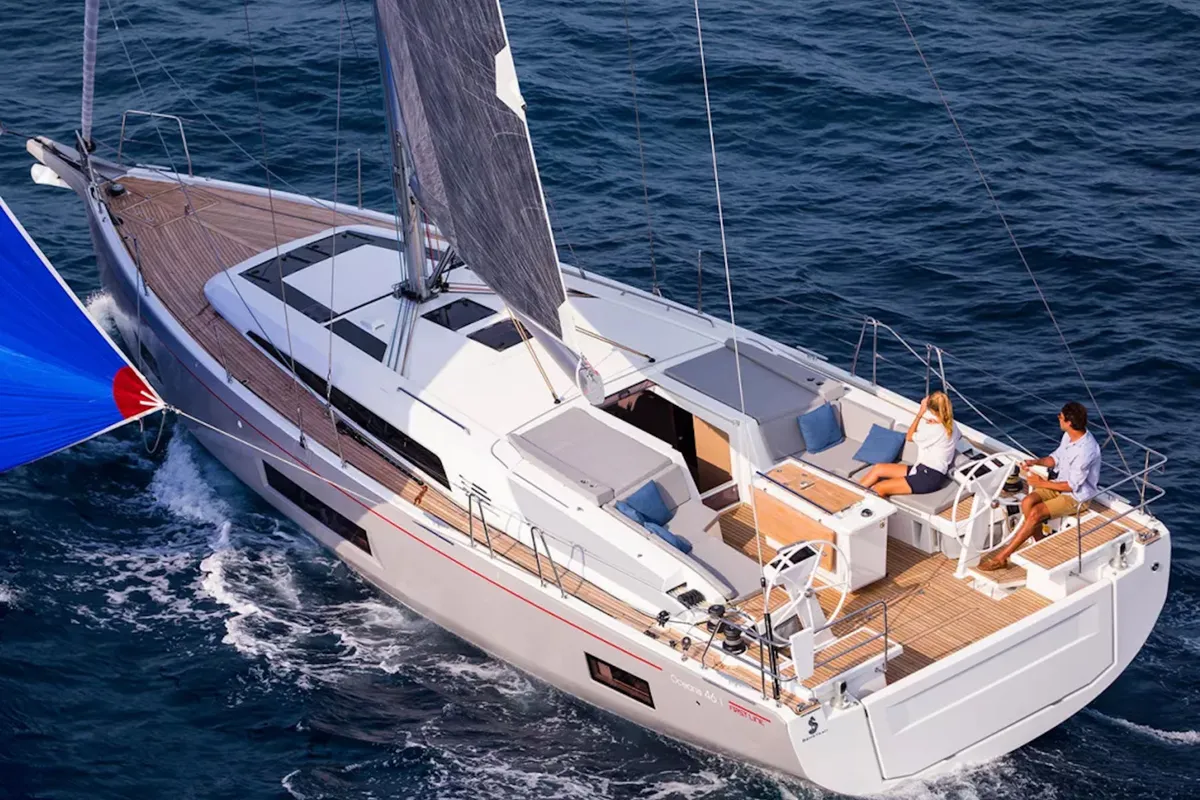 Vernicos Yachts - Photo 2