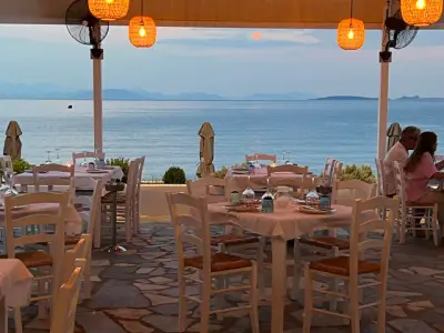 Vasilis - Photo 4