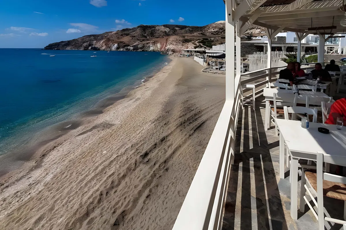 Pelagos beach bar taverna - Photo 3