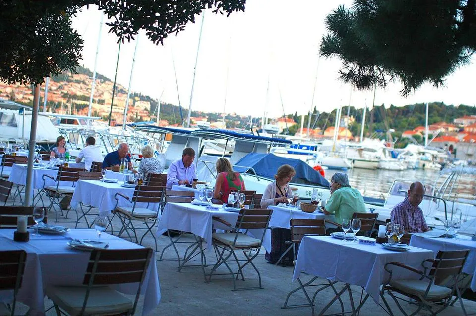Orsan Restaurant - Photo 2