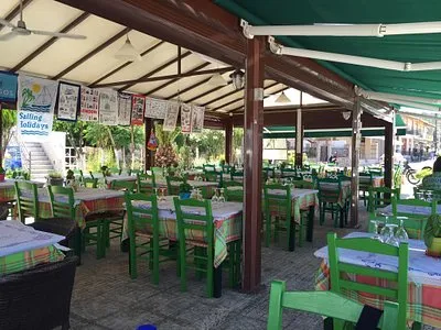Taverna Maza - Photo 3
