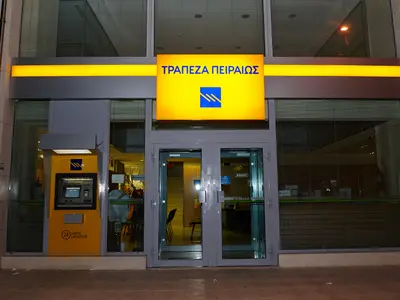 Piraeus Bank - Photo 5