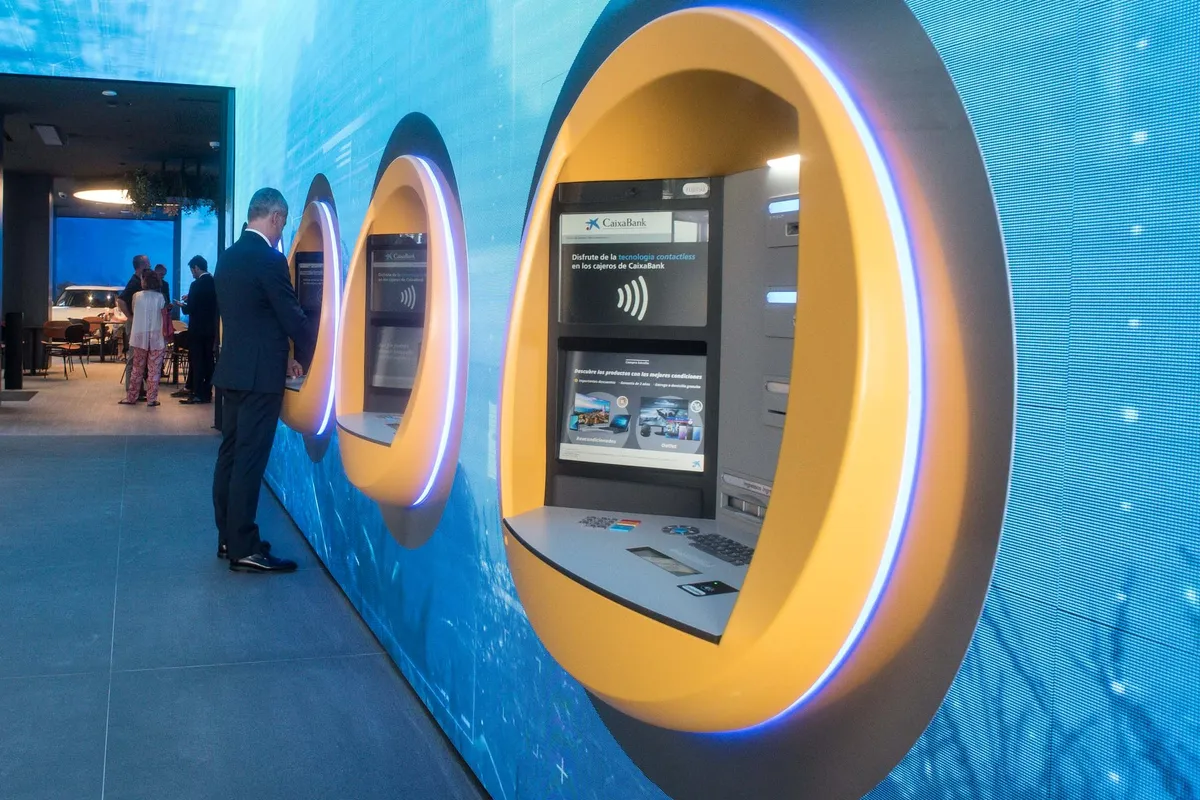Caixabank - Photo 1