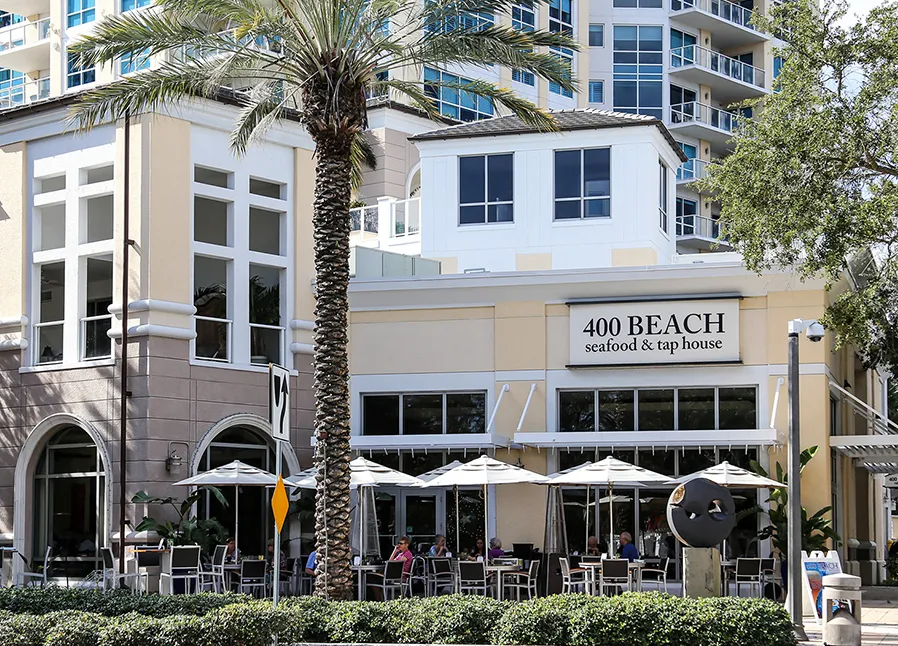 400 Beach Seafood - Photo 1