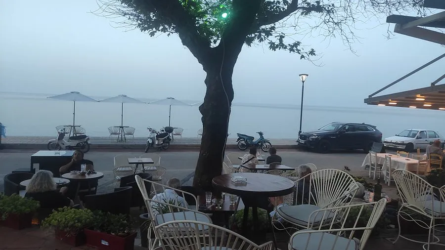 Paralia - Photo 3