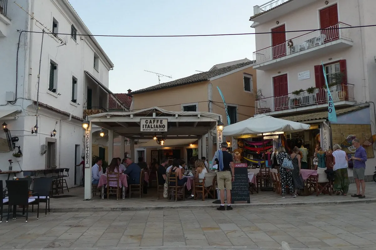 Cafe Italiano - Photo 1