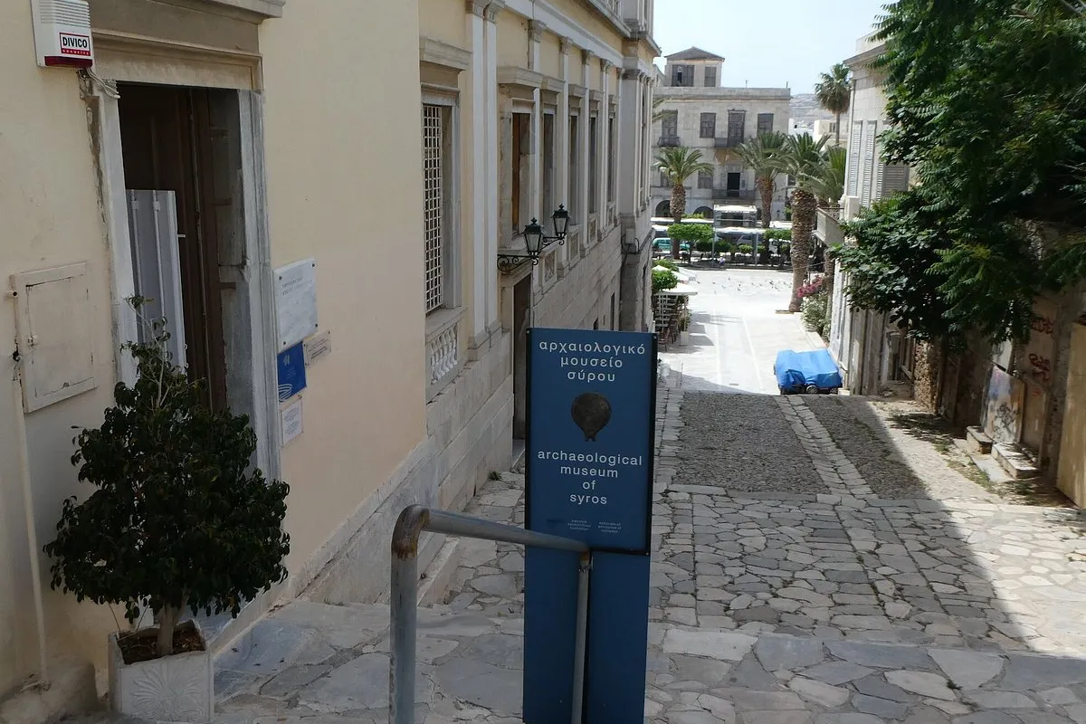 Archaeological Museum of Syros - Photo 2