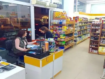 Supermarket Tolo - Photo 1