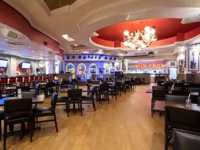 Hard Rock Cafe - Photo 3