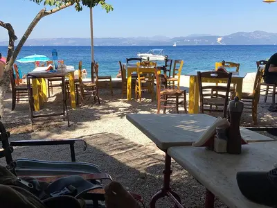 Pratigos Taverna - Photo 3