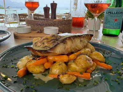 Pescada - Photo 2