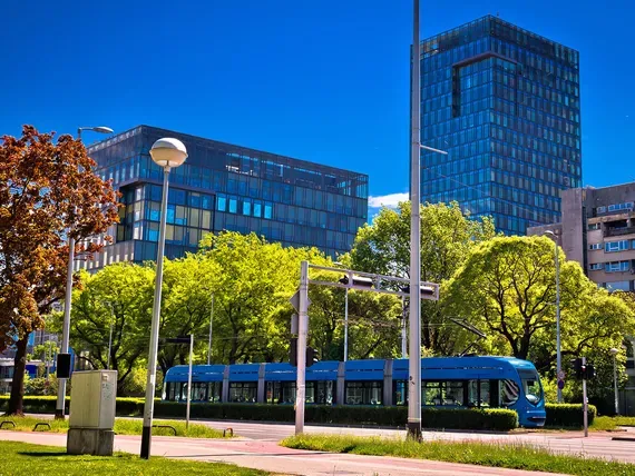 Erste Bank - Photo 1