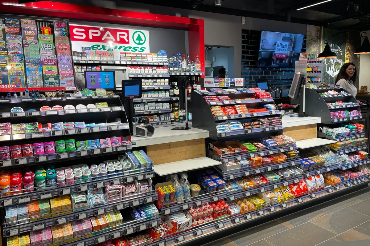 Spar - Photo 2