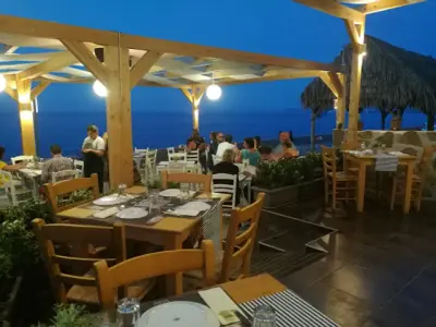 Argentina Fish Restaurant - Photo 3