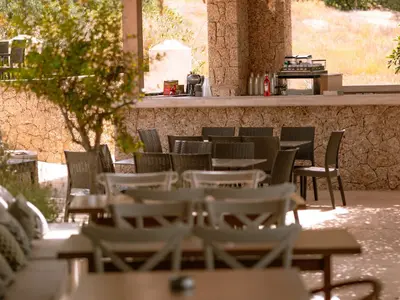 Grandma's Taverna - Photo 3