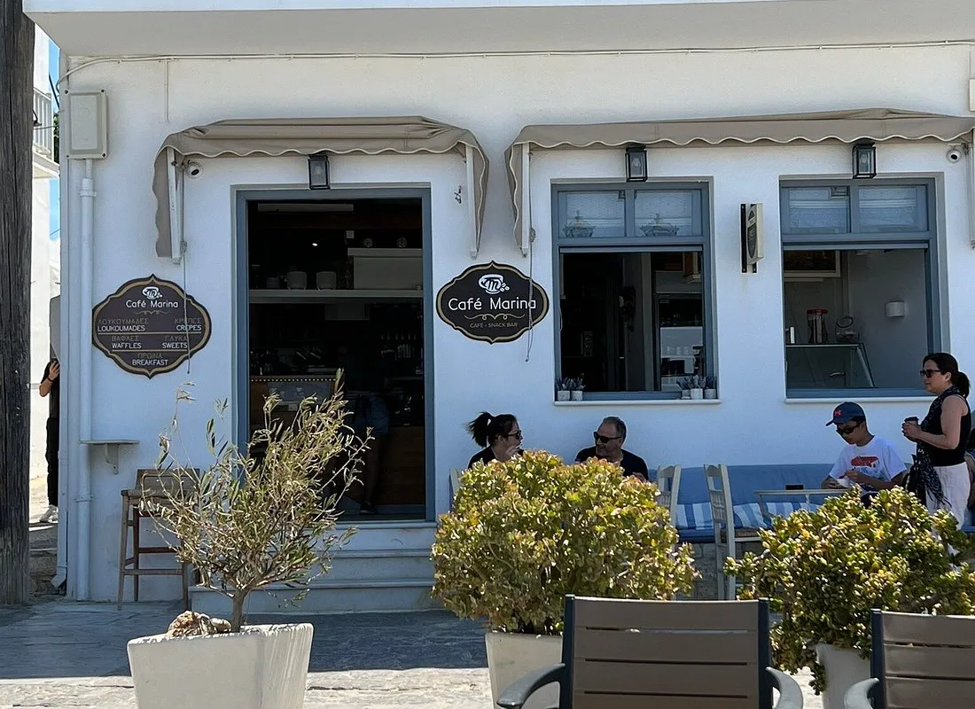 Marina Café - Photo 2