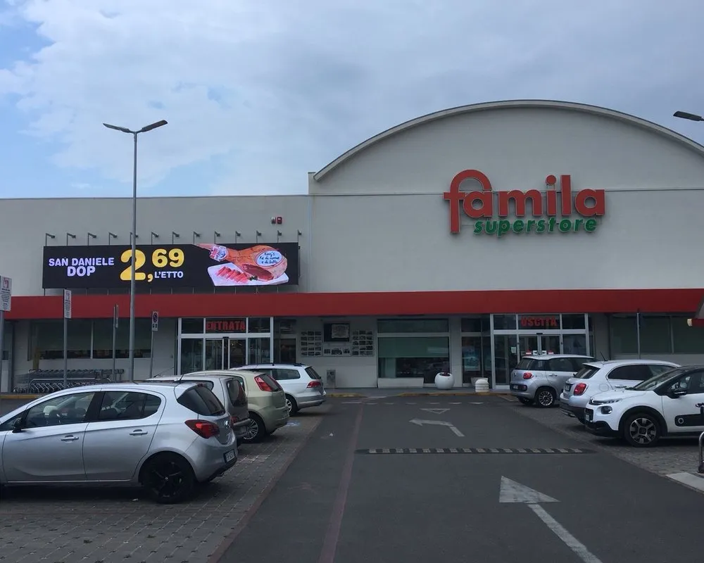 Supermercato CM - Photo 3