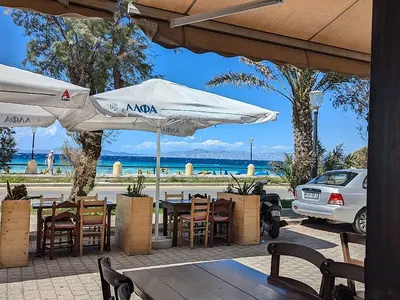Diamantoula Beach Taverna - Photo 2