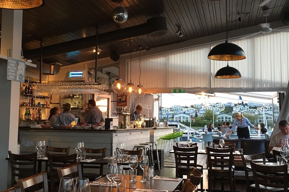 Restaurang Bryggan - Photo 3
