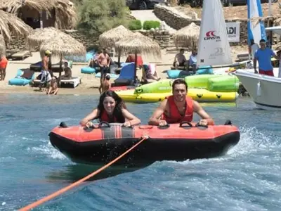 Water Action - Photo 3