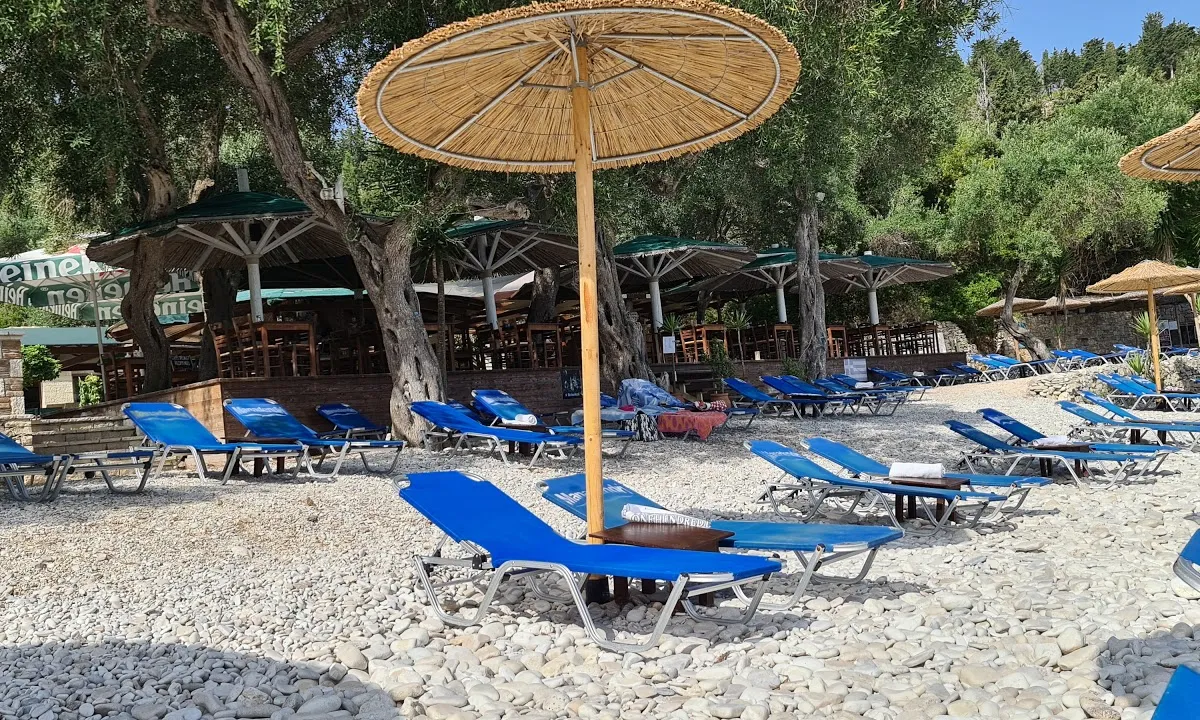 Monodendri Beach Bar - Photo 3