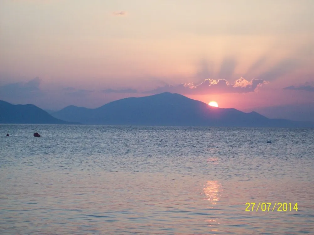 Sourila - Photo 1