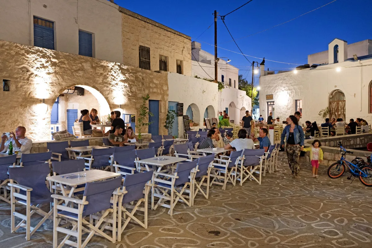 Lostromos - Photo 4