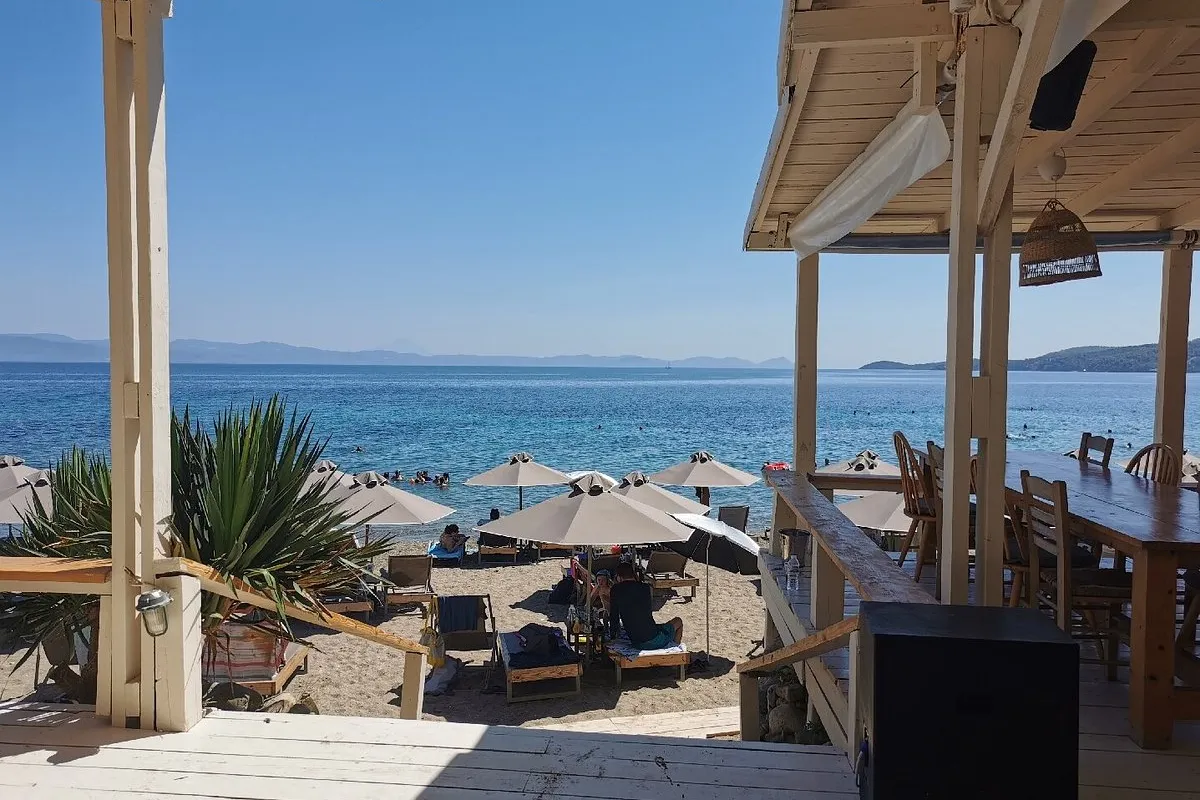 Navagos Beach Bar - Photo 1