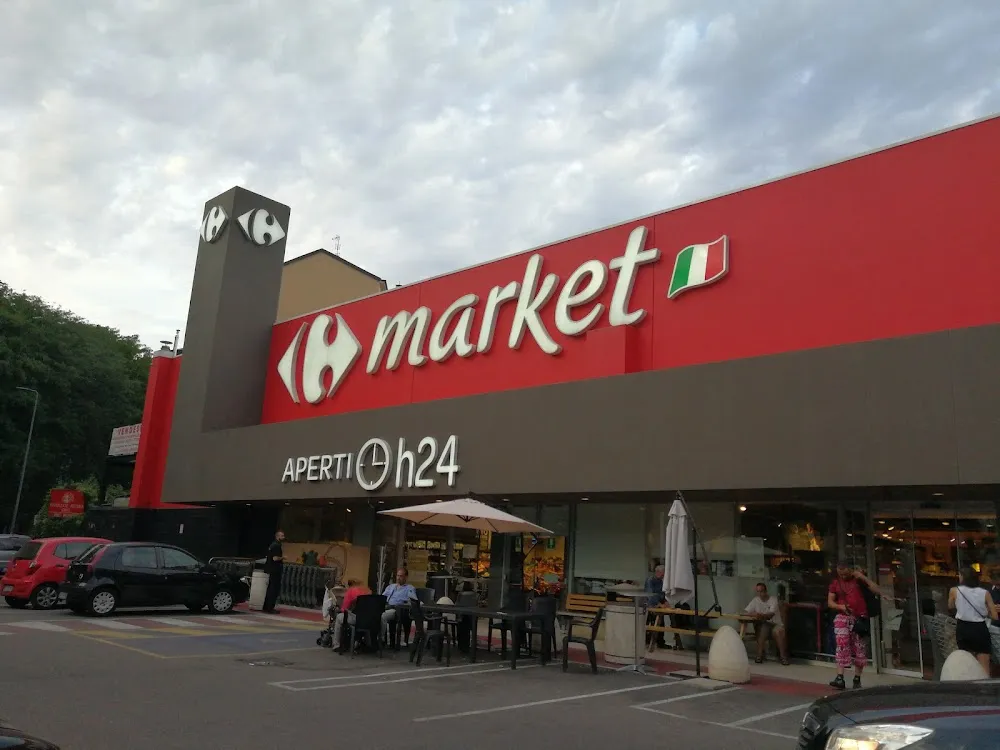 Carrefour Market - Photo 2