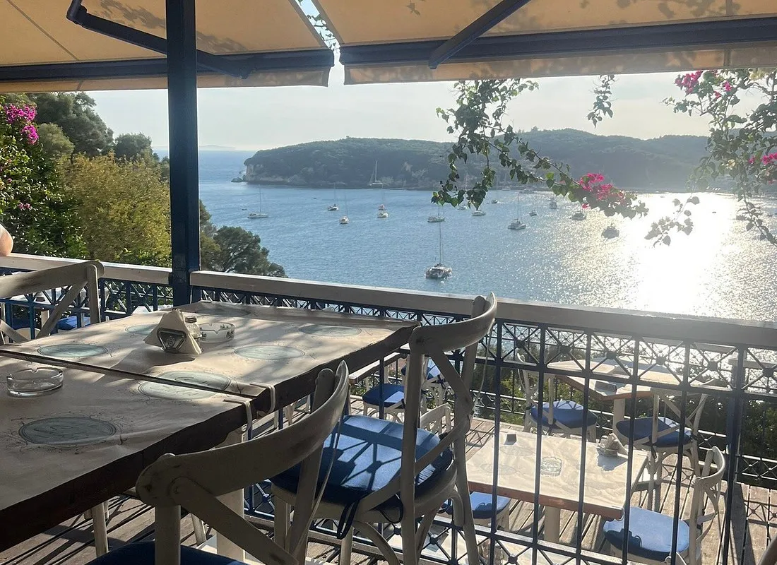 Lakis - Photo 2