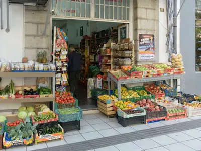 Summer Stores Mini Market - Photo 2