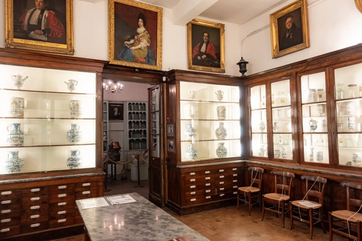 Pharmacie Dilme - Photo 1