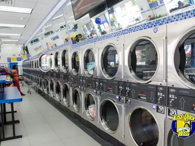 LAUNDRY SERVICES - Photo 1