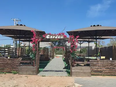 Ritsi Beach Coffee Bar - Photo 3