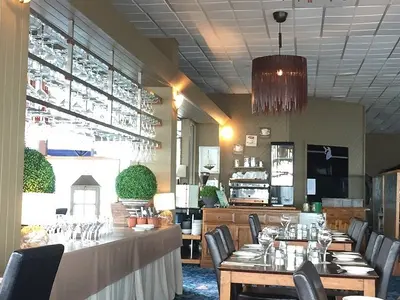 The Wharf Bar & Grill - Photo 3