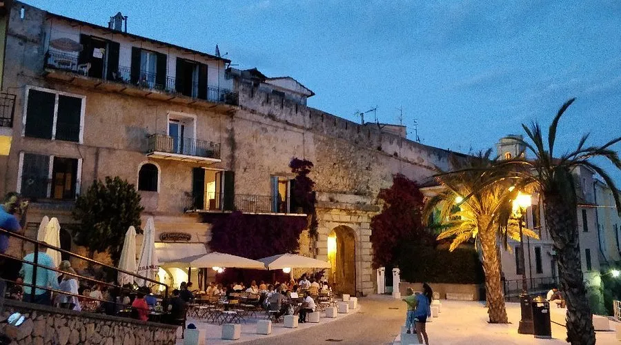 Pizzeria Porta Nizza - Photo 1