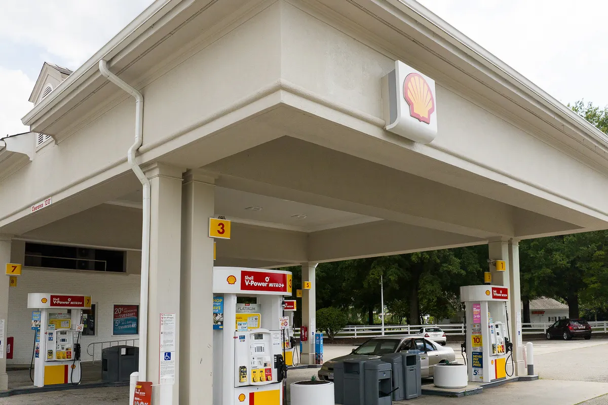 SHELL - Photo 2