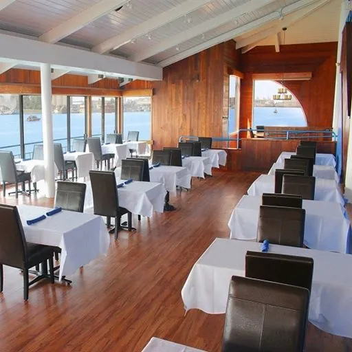Eve's Waterfront - Photo 3