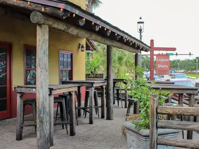 No Name bar - Photo 2